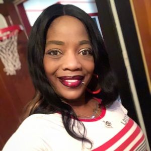 Meet your Posher, April